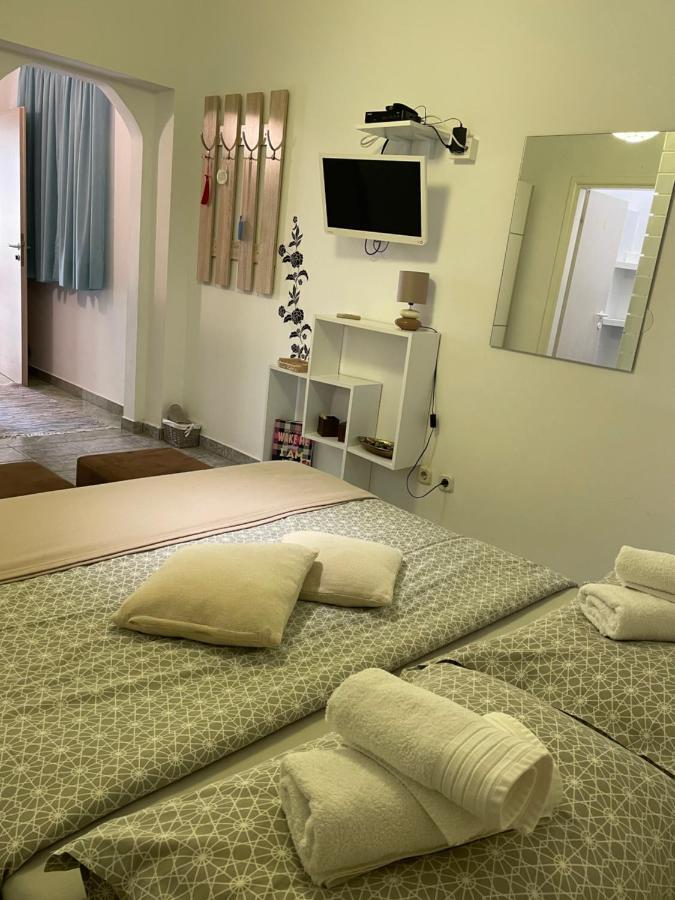 Apartments Sterna Groznjan Ngoại thất bức ảnh