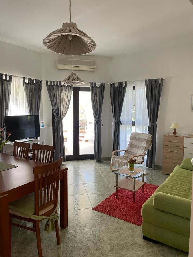 Apartments Sterna Groznjan Ngoại thất bức ảnh